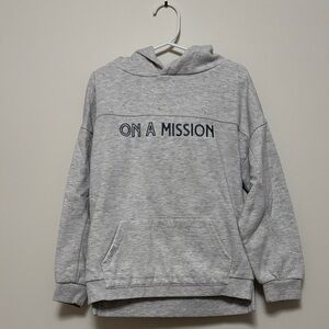 2/&10  Gray and Dark Gray Knit Top